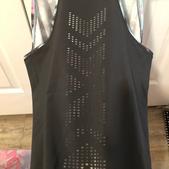 IVIVVA tank top - Picture 4 of 6